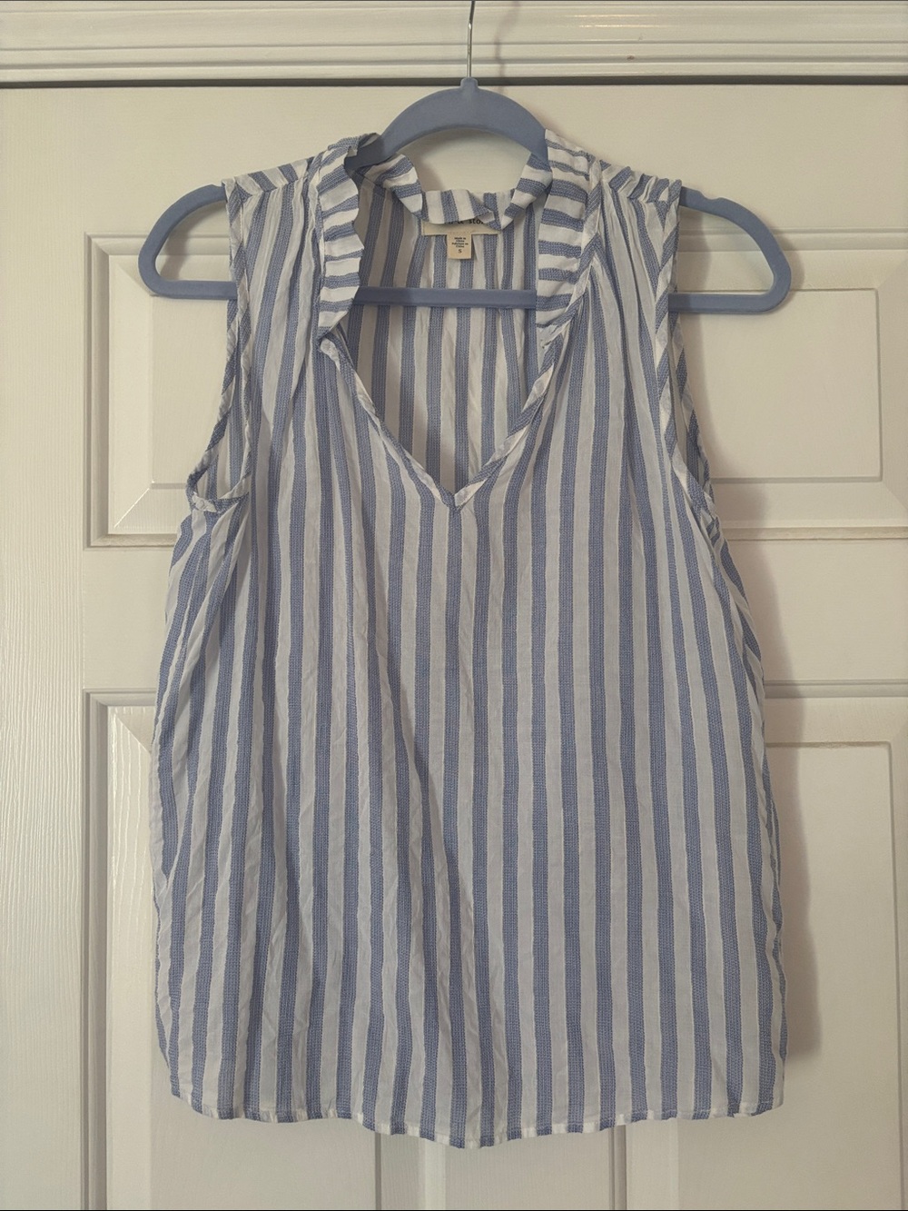 cloth & stone Blue and White Striped Sleeveless V-Neck Tank